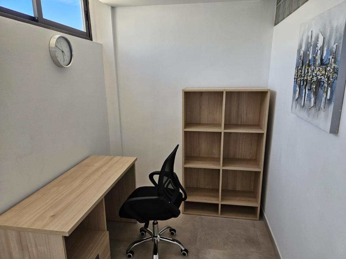 Apartamentos Málaga junto al Centro Esterno foto